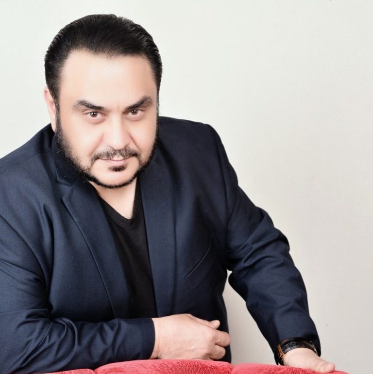 مركز الرافدين الدولي للعدالة وحقوق الانسان يمنح الفنان العراقي قاسم السلطان شهادة الشرف الانساني لعام 2021